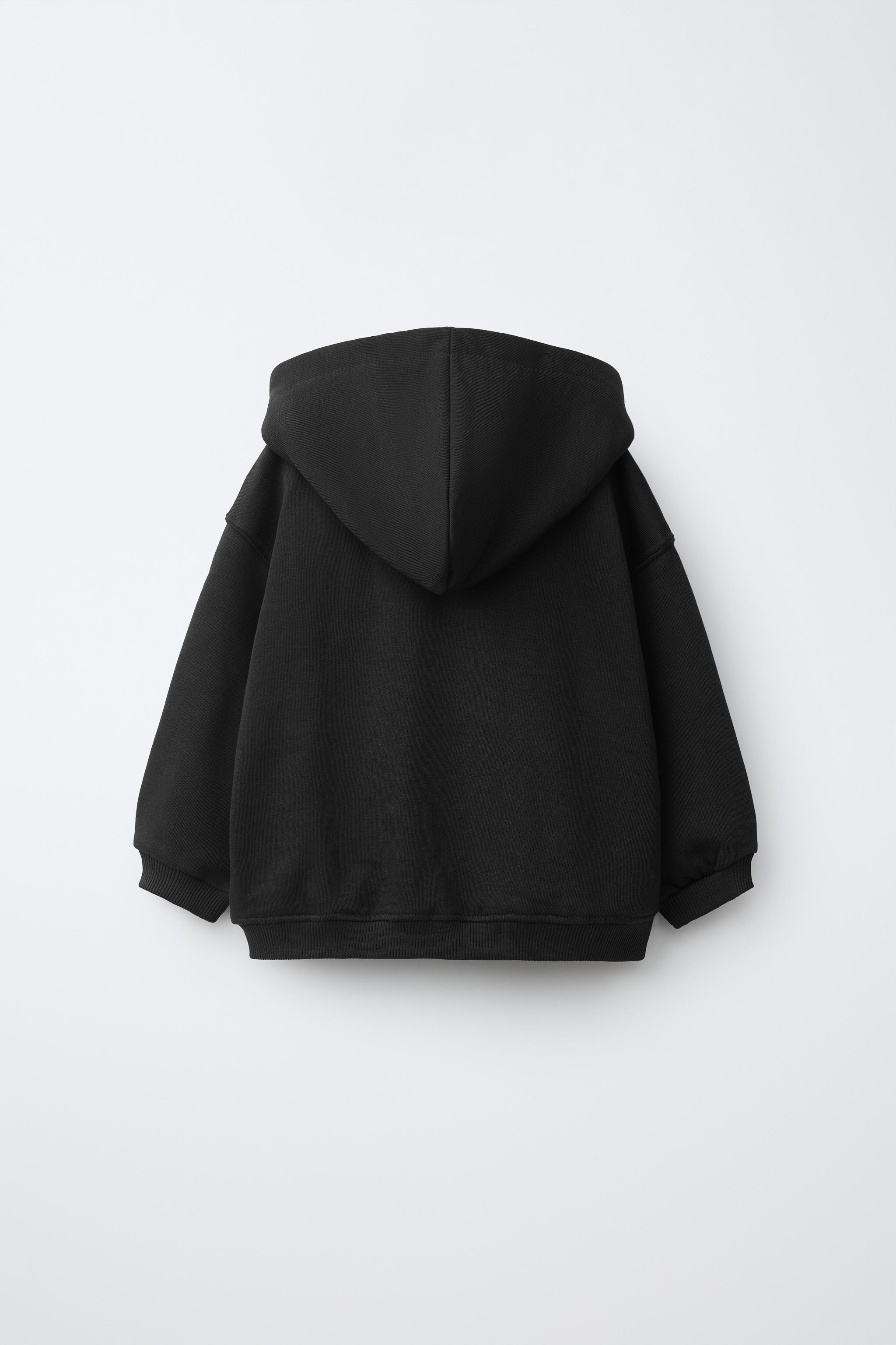 HOODED ZIP SWEATSHIRT